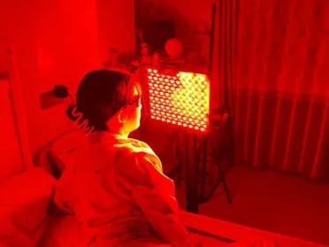Home Red Light Therapy Lamp: Everything You Need to Know Before Buying - RICIAL
